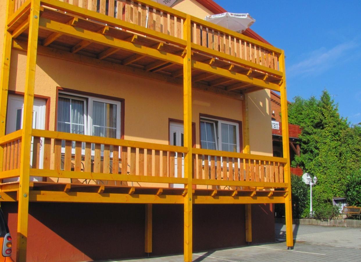 Hotel-Restaurant Christine Lübz Exterior foto